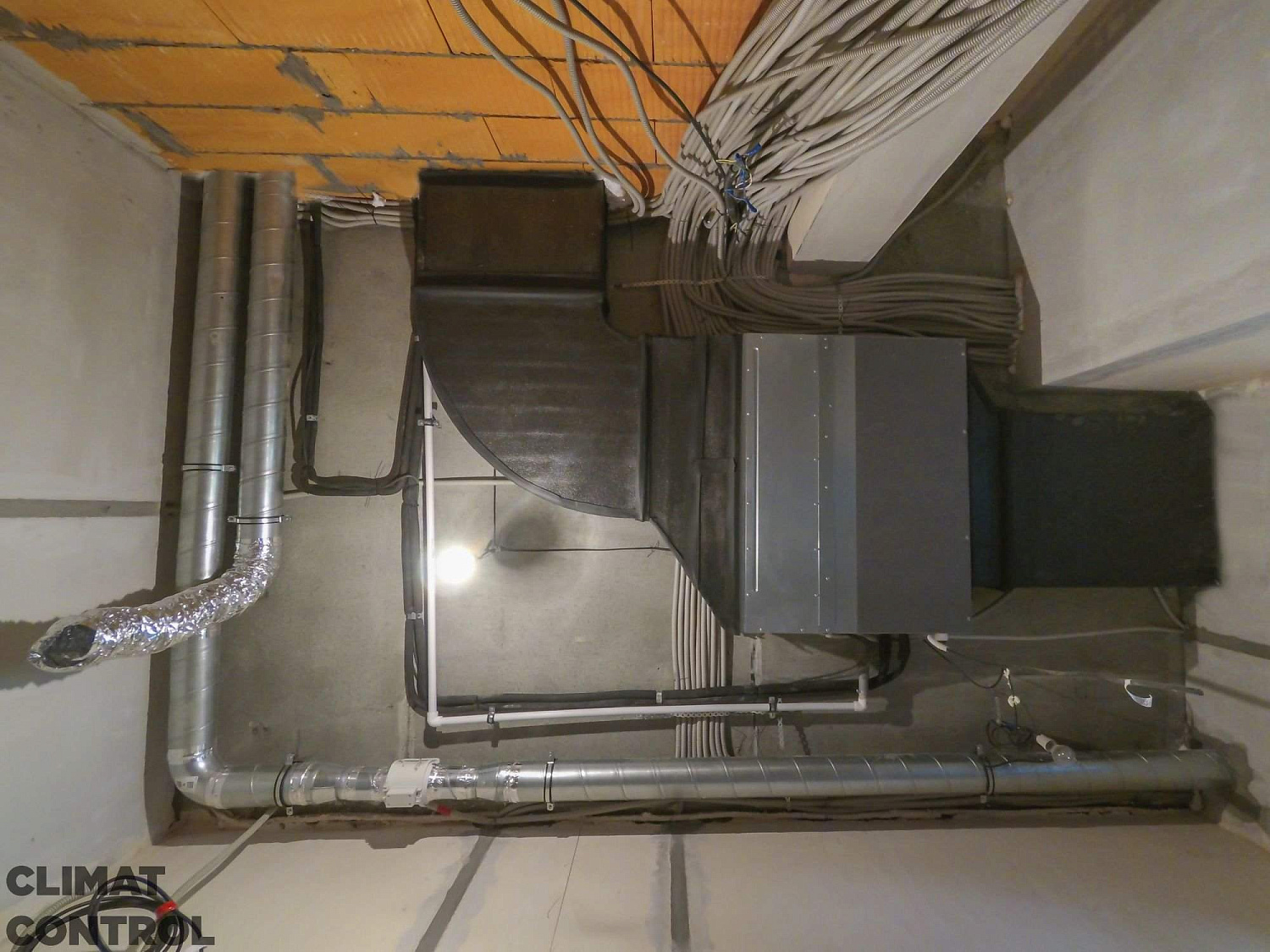 Монтаж канальных кондиционеров в Железнодорожном и области