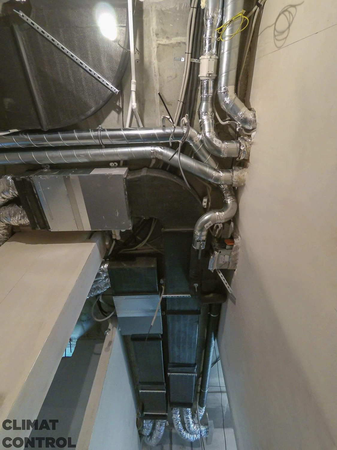 Монтаж канальных кондиционеров в Железнодорожном и области